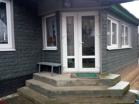 Сайдинг (ПВХ).0225.Н. «Стоун-Хаус», камень изумрудный (с двойным замком)